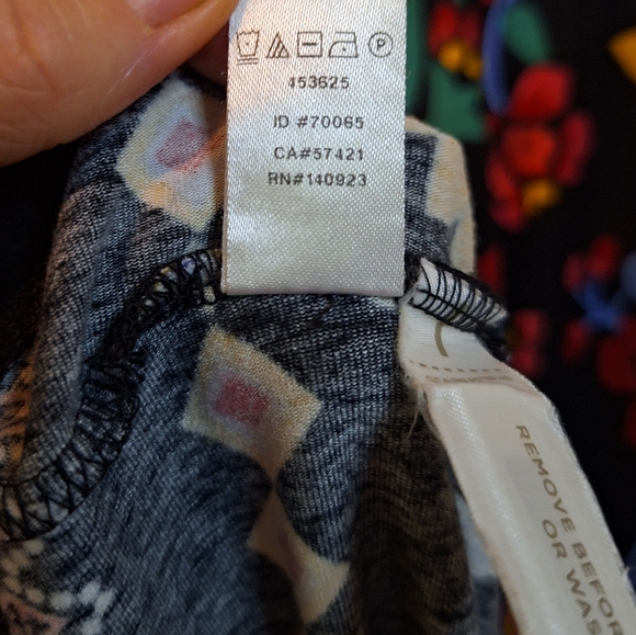 Loft M Stained Glass Floral Swing Dress Black floral longsleeve mini boho - Picture 6 of 7